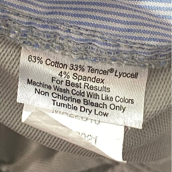 Peter Millar Light Khaki Shorts Size 35 Subtle Stripe Casual Wear -Stretch - - Picture 3 of 7